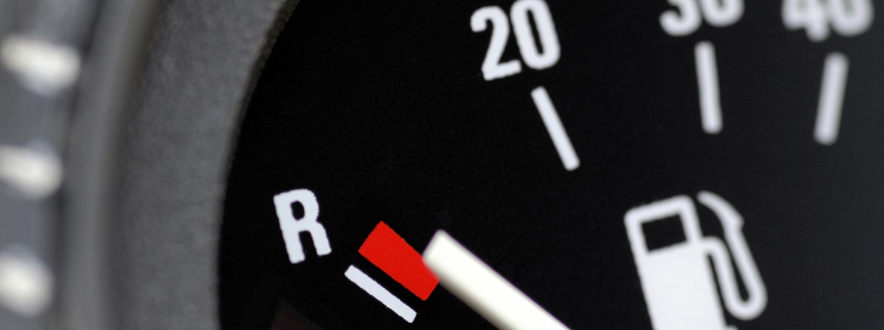 Understanding Fuel Policies for Car Rentals in Karachi – 2025 Guide